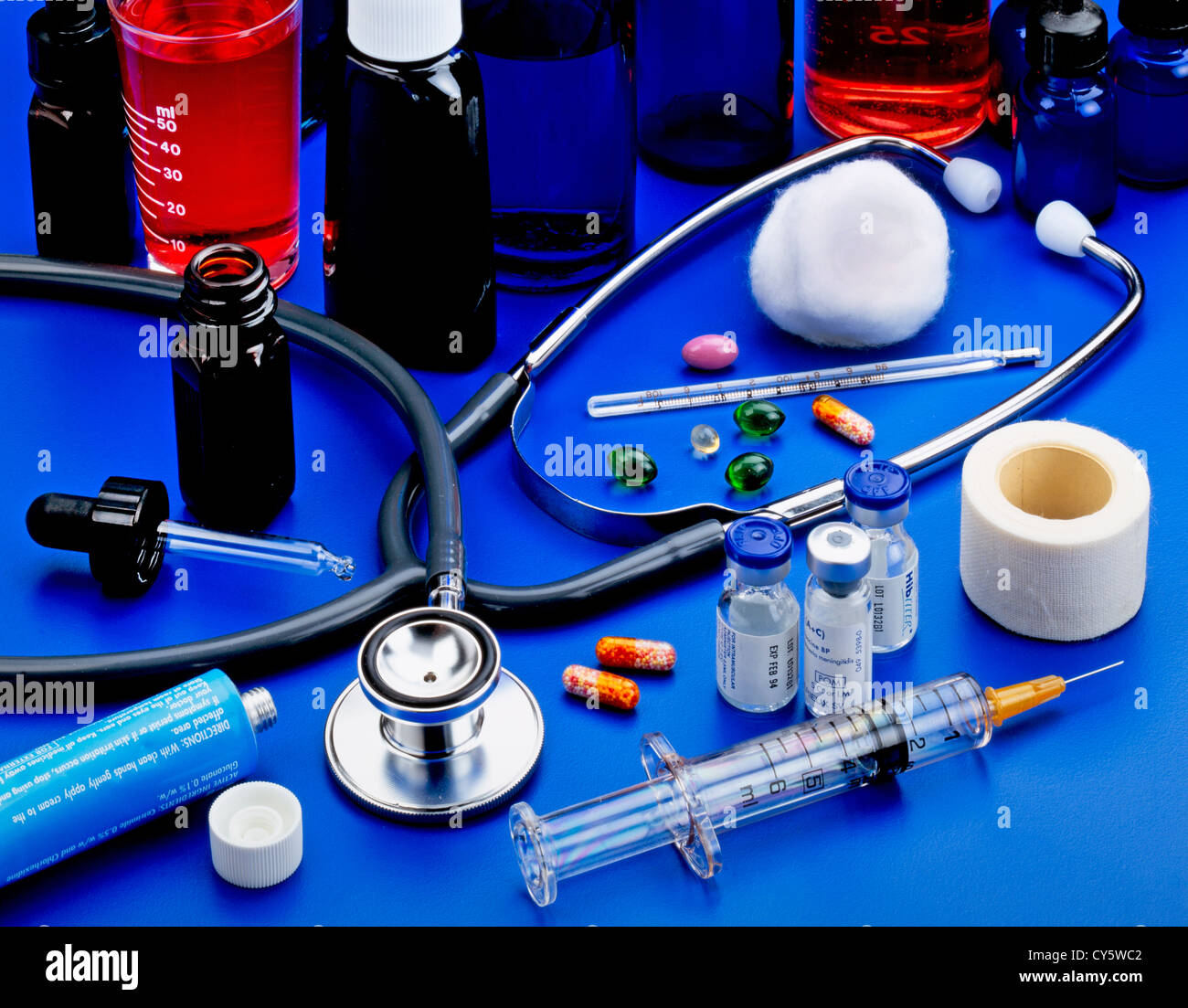 Medical supplies hires stock photography and images Alamy