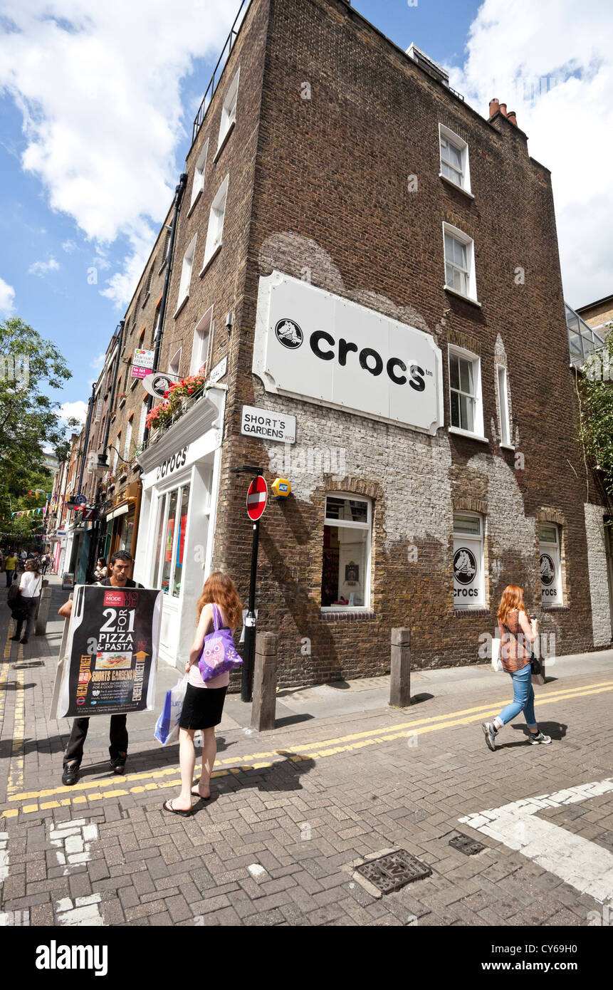 Short Garden's street scene, Covent Garden, London, England, UK Stock