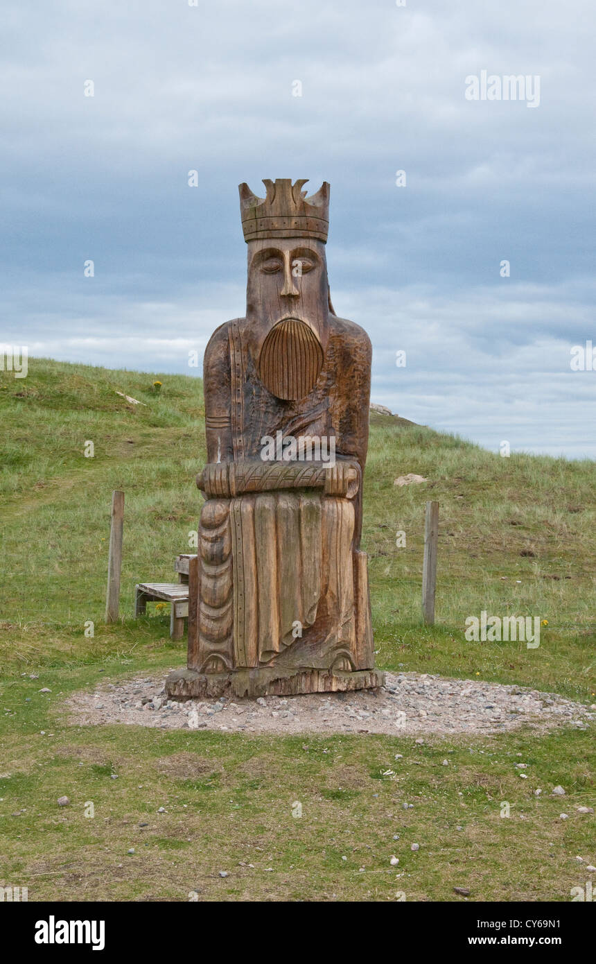 Sculpture of the King chess piece from the 'Isle of Lewis Chessmen' that were found on the nearby Uig Beach Stock Photo