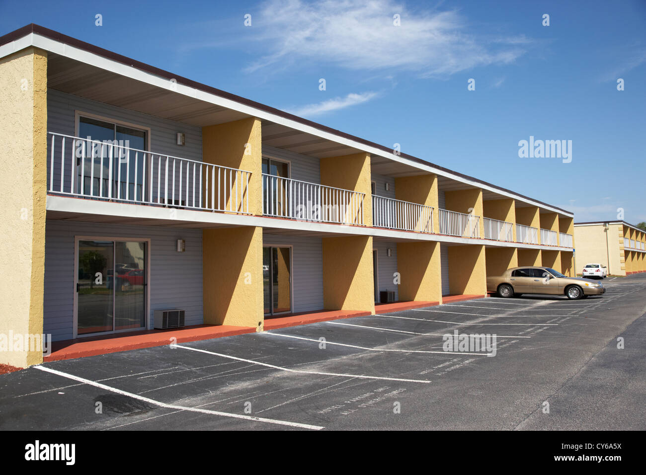 mostly empty cheap budget motel in kissimmee florida usa Stock Photo