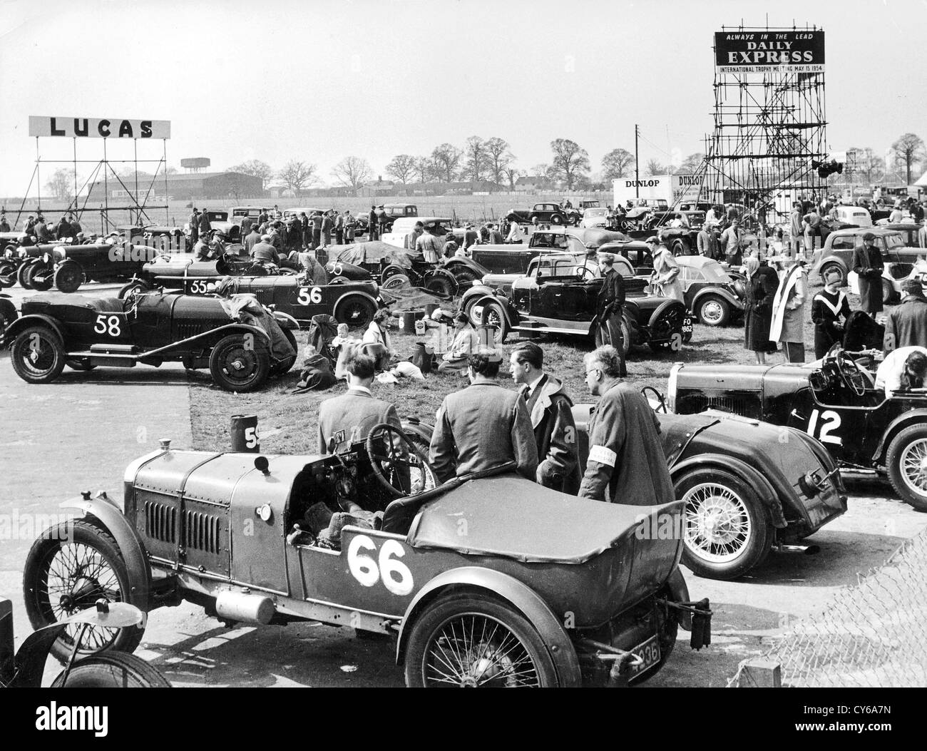 Silverstone 15th May 1954 The Daily Express International Trophy Meeting organised by the British Racing Drivers Club BRDC. car rally Britain 1950s Stock Photo