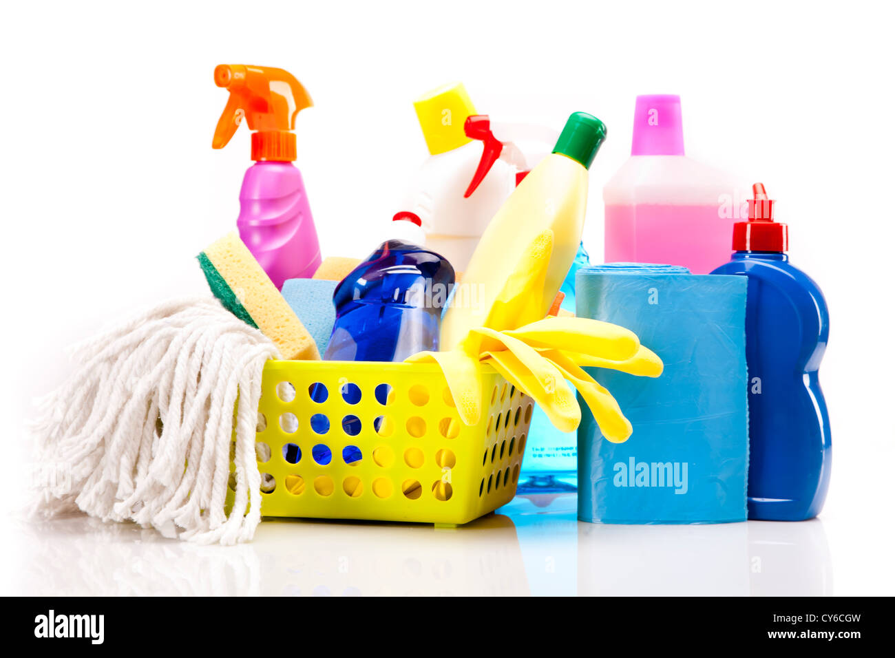 https://c8.alamy.com/comp/CY6CGW/cleaning-items-isolated-on-white-background-CY6CGW.jpg