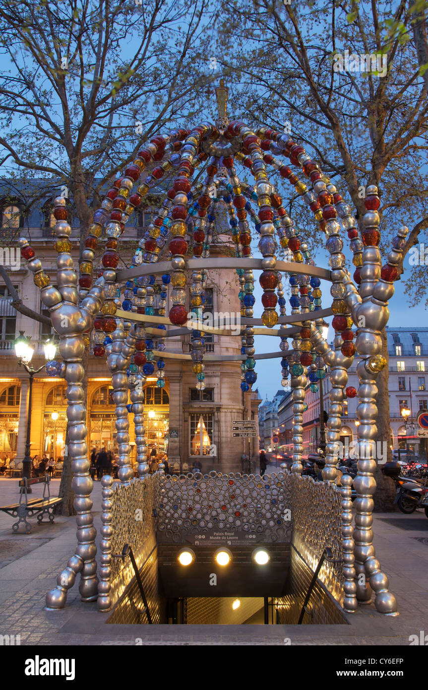 Kiosque des Noctambules (Nightwalkers): An idiosyncratic modern entrance to the Paris metro in Place Colette, designed by jean-Michel Othoniel. France. Stock Photo