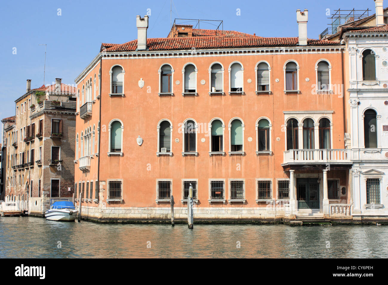 Palazzo Ca' Cappello Layard Stock Photo - Alamy