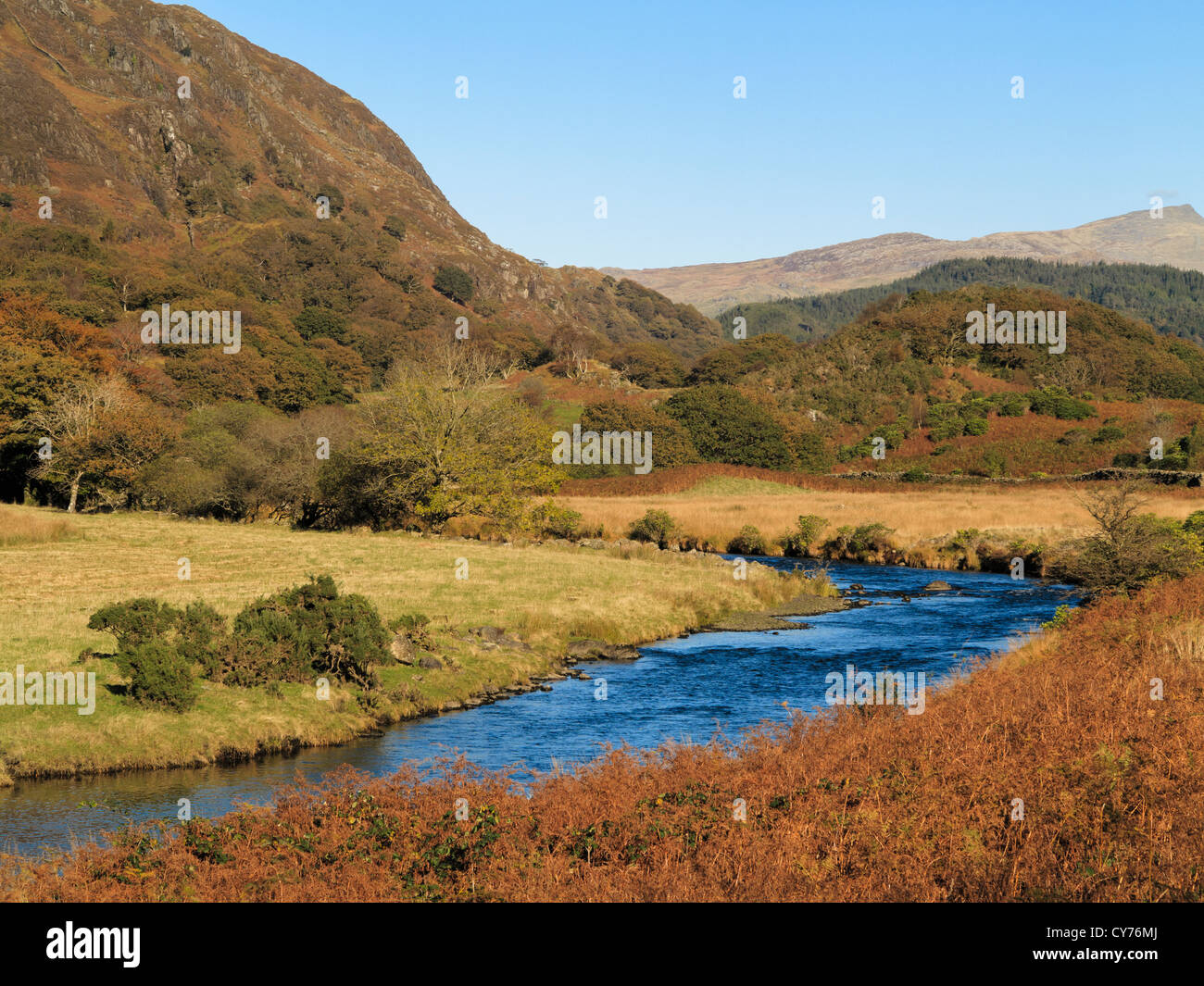Afon Glaslyn river in Nant Gwynant valley in Snowdonia National Park in autumn. Nantgwynant, Gwynedd, North Wales, UK, Britain Stock Photo
