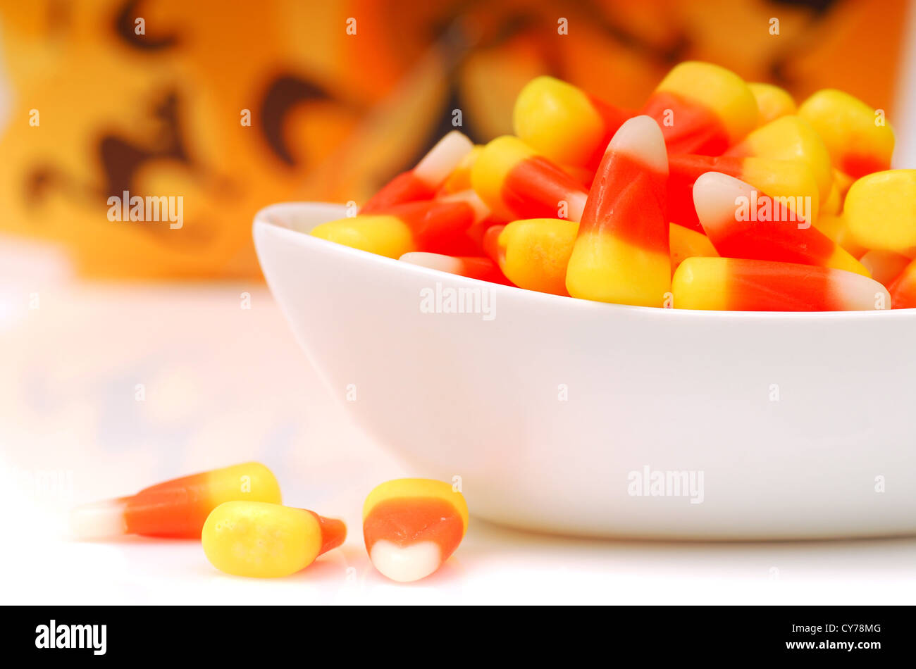 Candy corn hi-res stock photography and images - Alamy