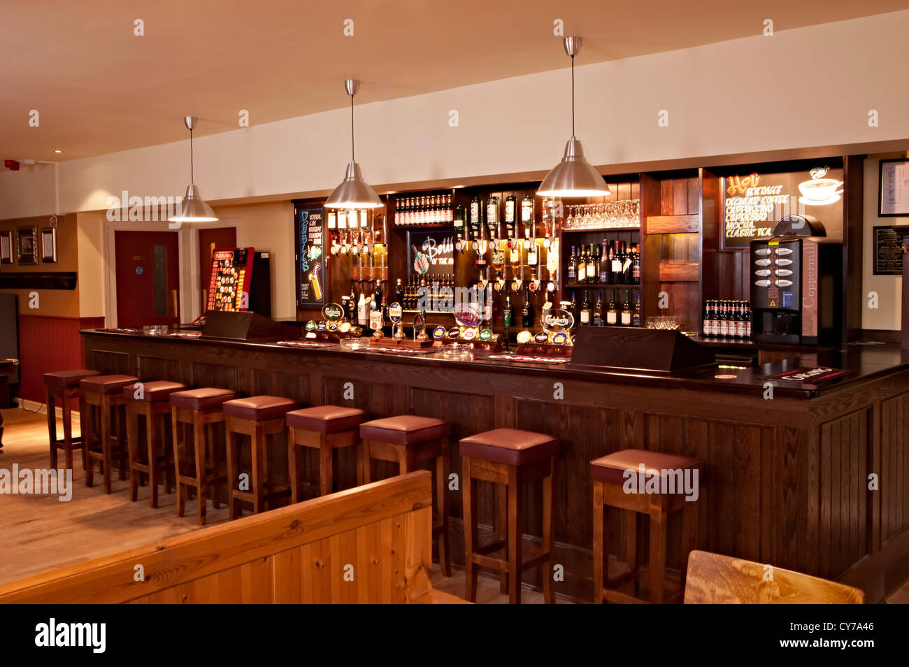 Wagon and horses pub alcohol hires stock photography and images Alamy