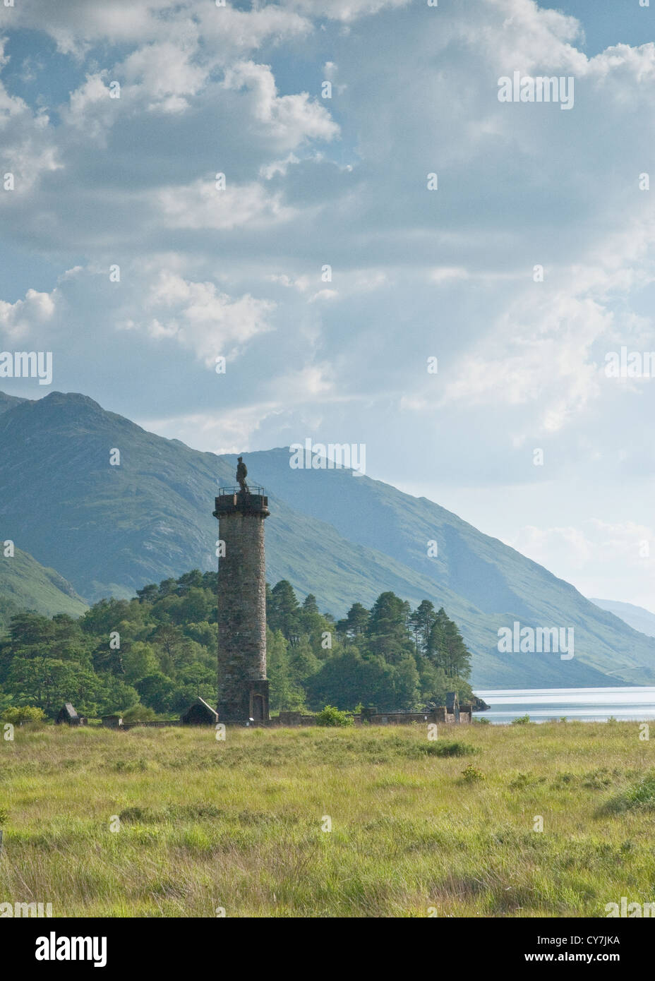 Glenfinnan Monument standing on the shoreline of Loch Shiel, NW Highlands. Marks the location where Prince Charles Edward Stuart Stock Photo