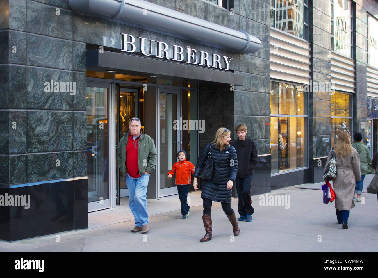 Burberry retail store. Michigan Avenue, Chicago, Illinois Stock Photo -  Alamy