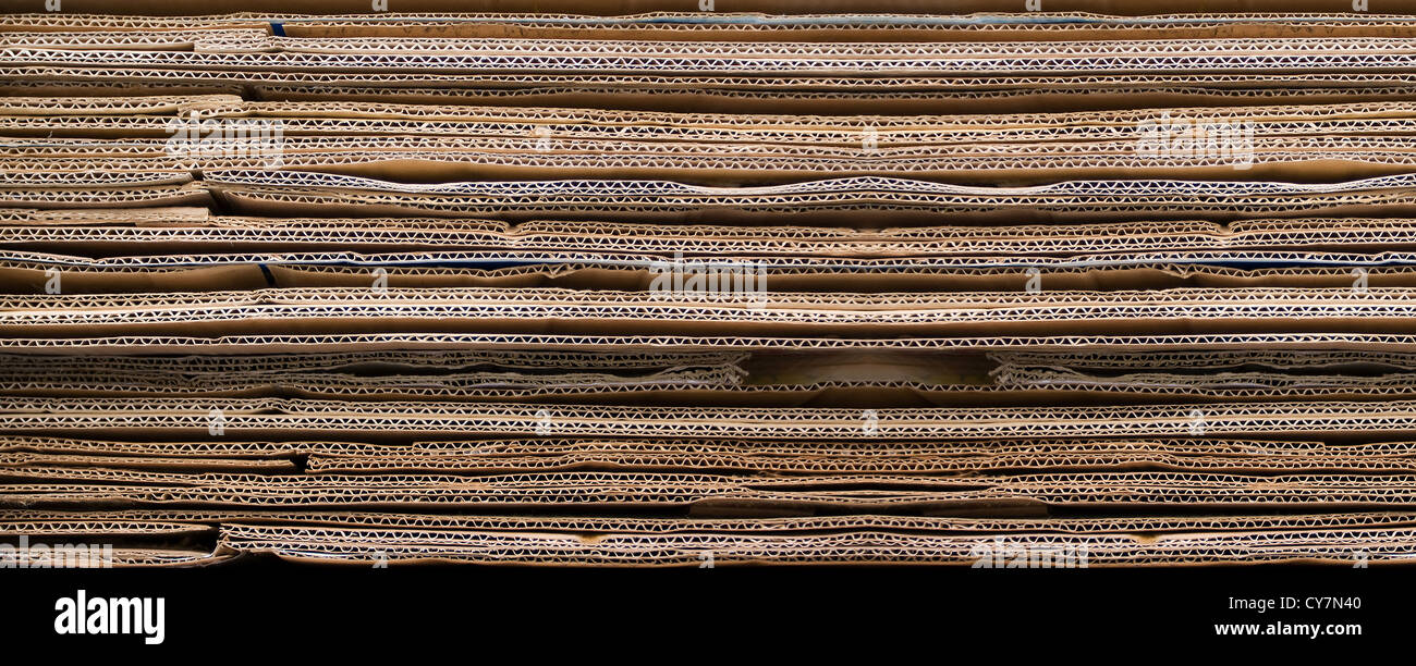 Corrugated cardboard edge hi-res stock photography and images - Alamy