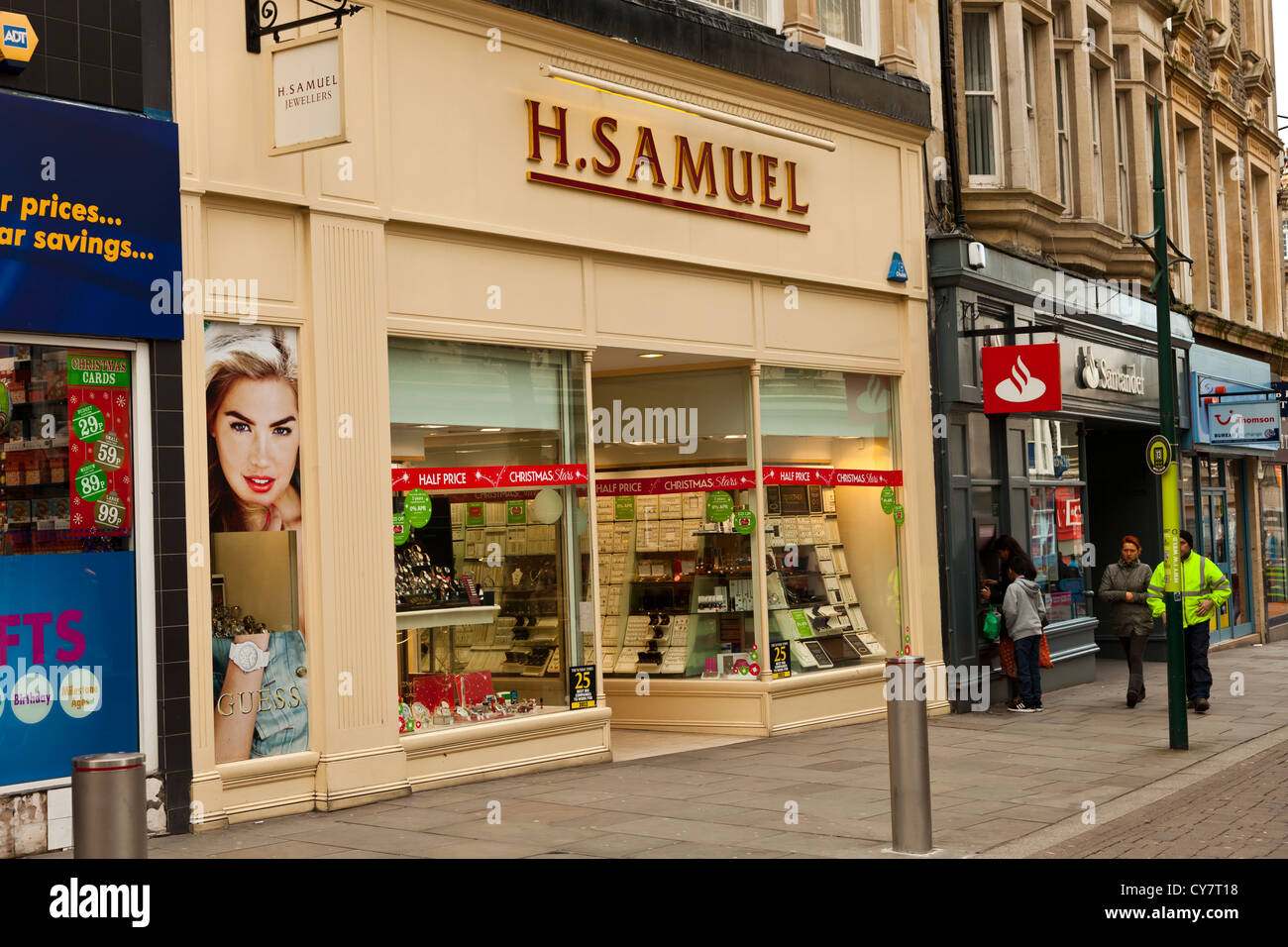 H Samuel the jewellers, largest retail jewellery shop store chain in the UK. Stock Photo