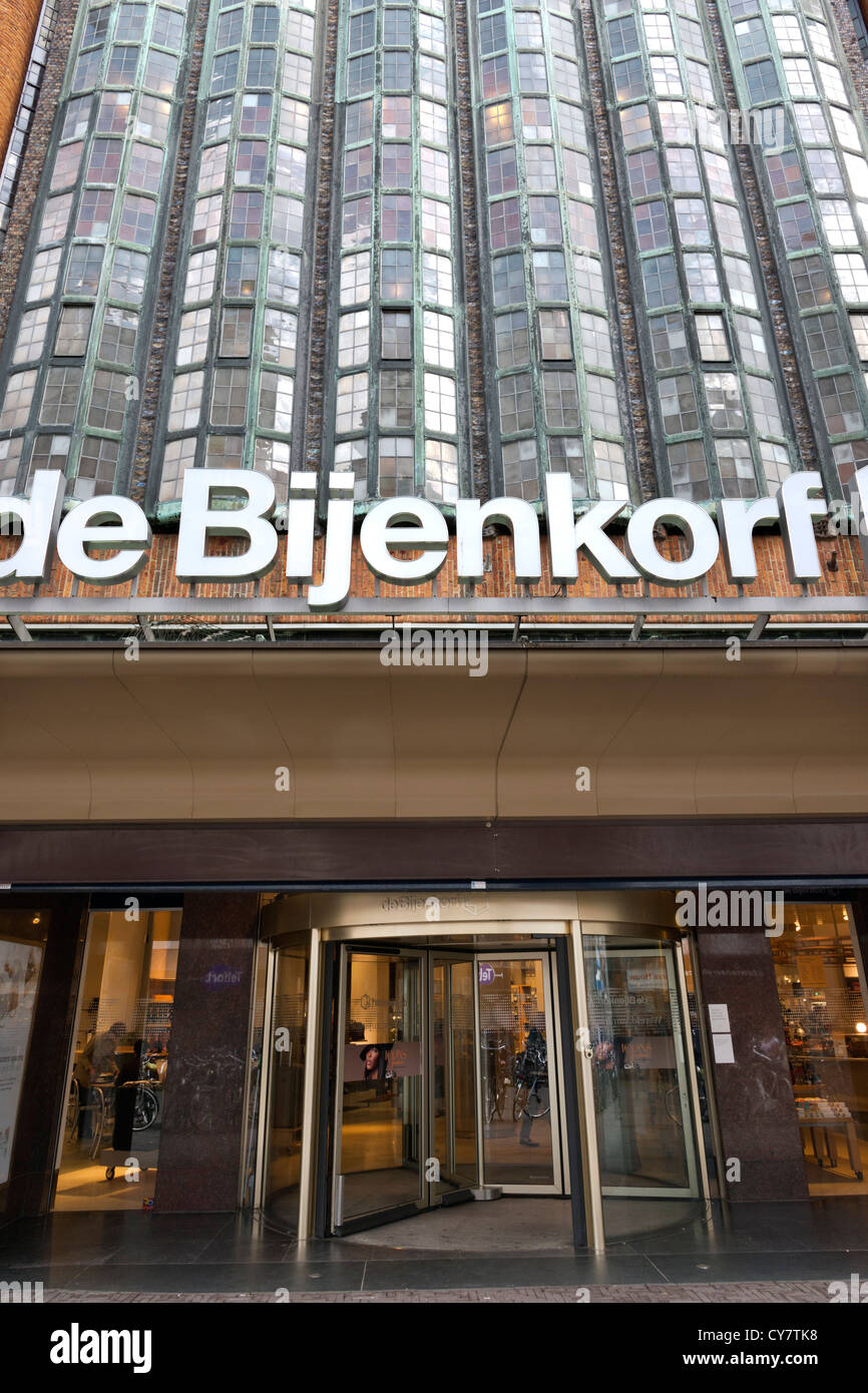 bijenkorf the hague