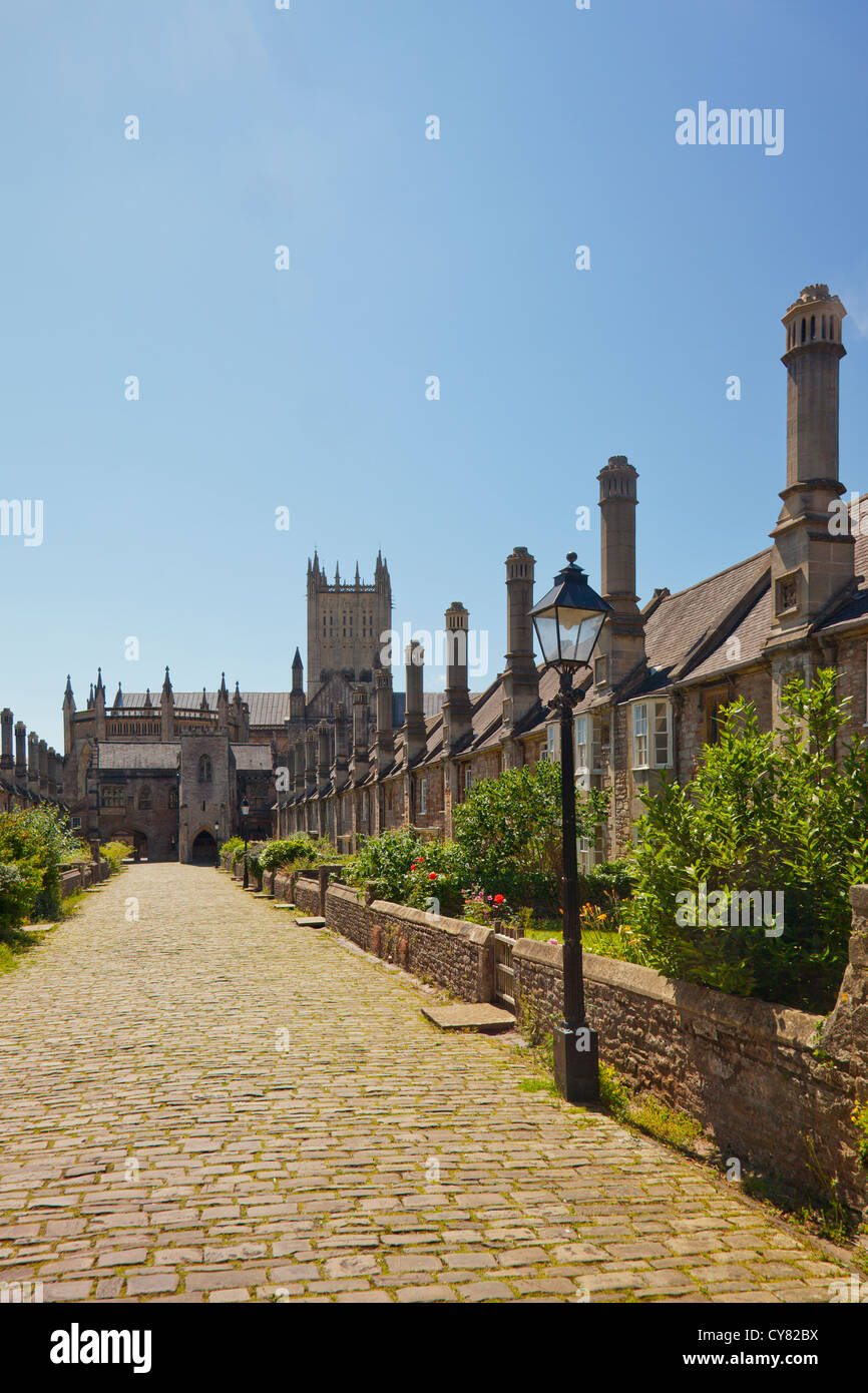Vicars Close and the Cathedral in Wells, Somerset, England, UK Stock Photo