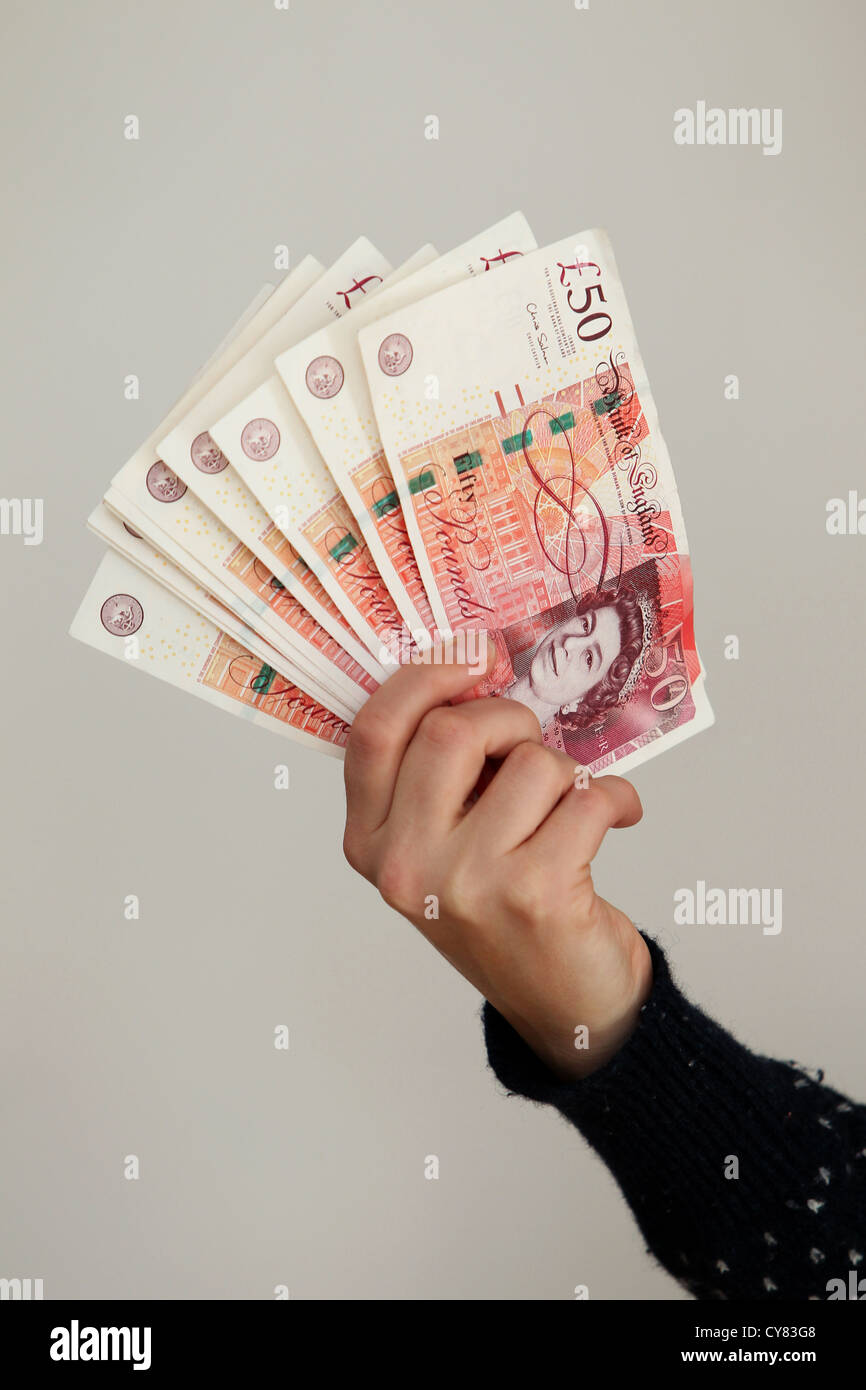 Symbolfoto, Geld, Versteck, Bett, Matratze Stock Photo - Alamy