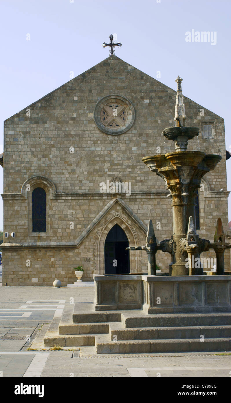 fountain and church in City of Rhodes, Greece Stock Photo - Alamy
