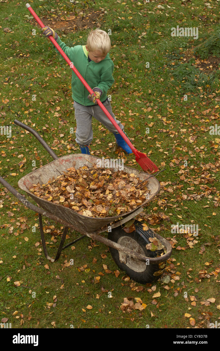 Feet up in wheelbarrow hi-res stock photography and images - Alamy