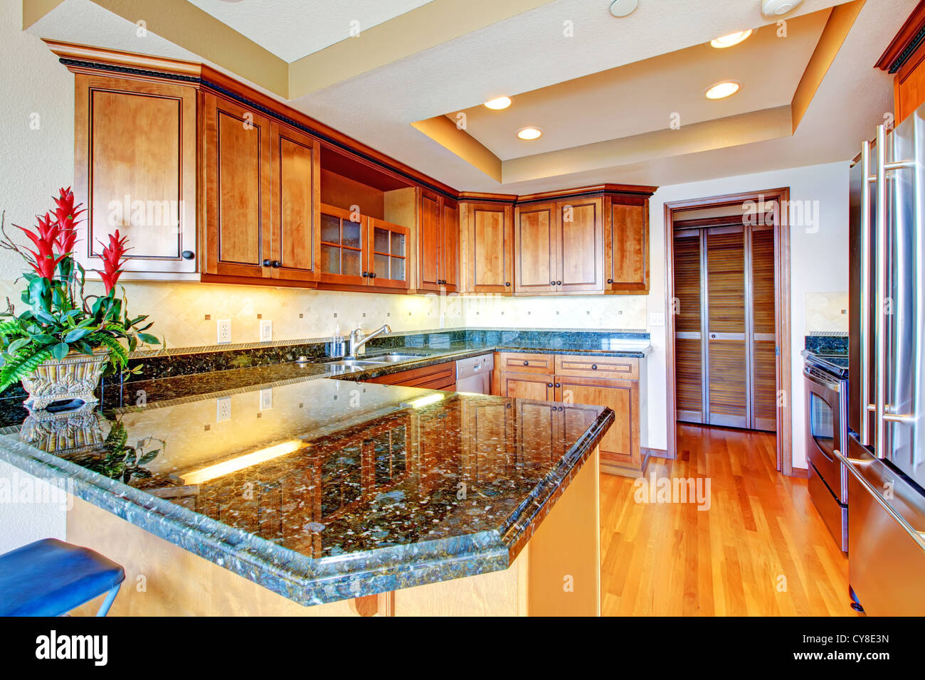 Best Textured Granite For Luxury High-Rise Apartment Kitchen Spaces preview