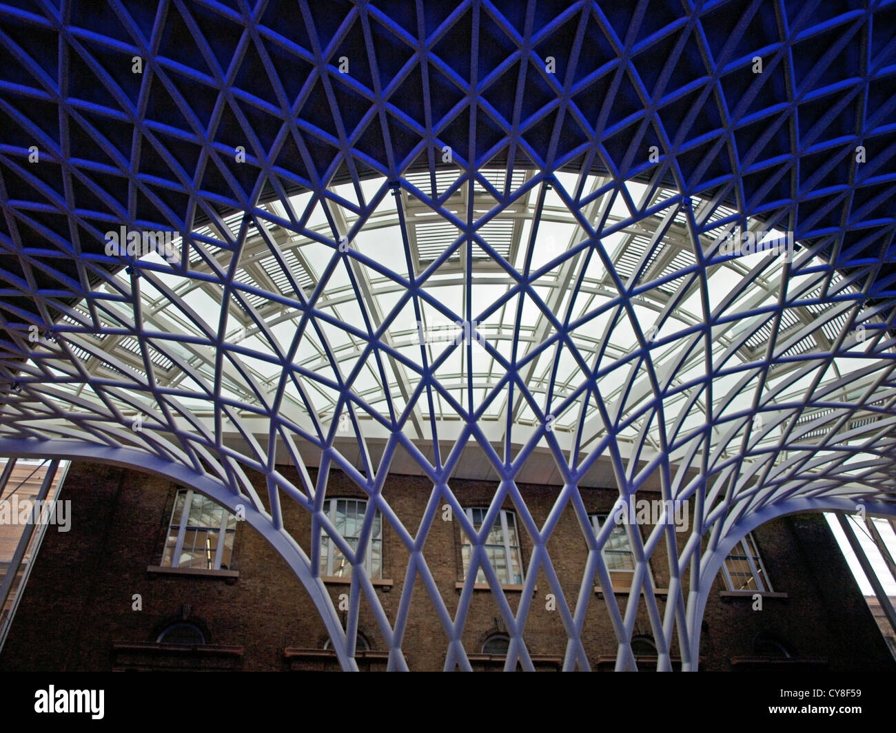 Kings cross ceiling hi-res stock photography and images - Alamy