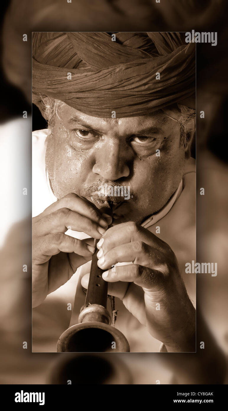 Shahnai hi-res stock photography and images - Alamy