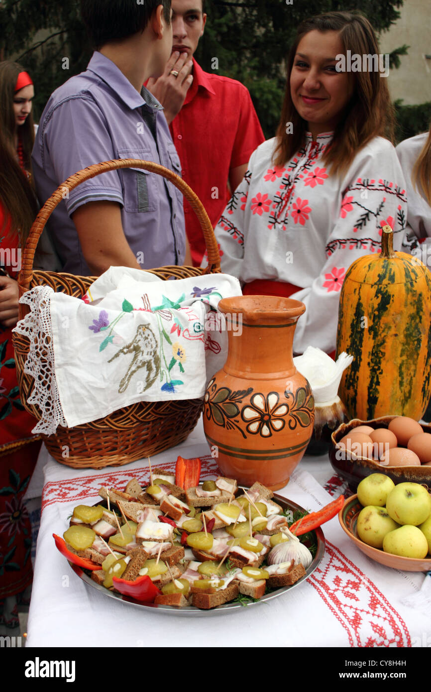 Typical Ukrainian foods Stock Photo - Alamy