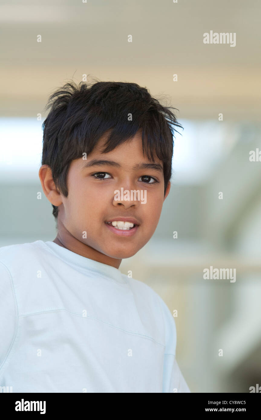 Teen boy smiling hi-res stock photography and images - Alamy