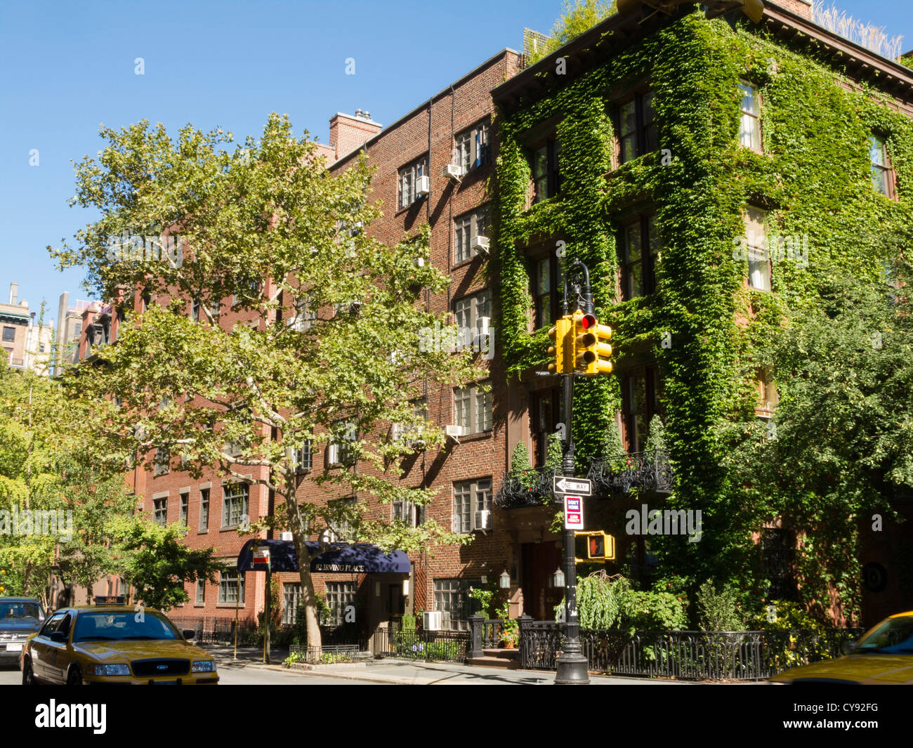 Irving place new york ivy hires stock photography and images Alamy Irving place new york ivy hires stock photography and images Alamy