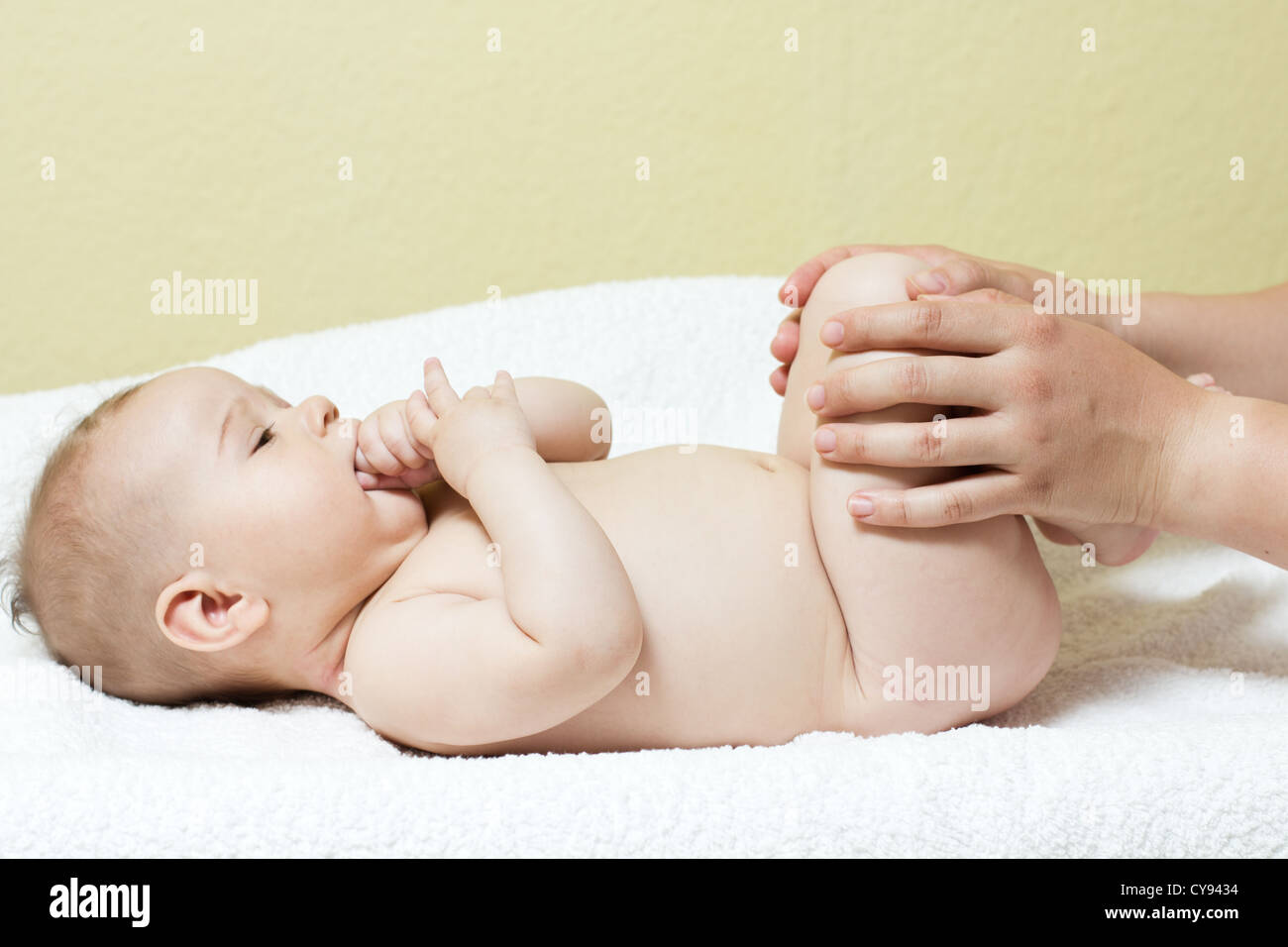 Baby foot massage Stock Photo Alamy