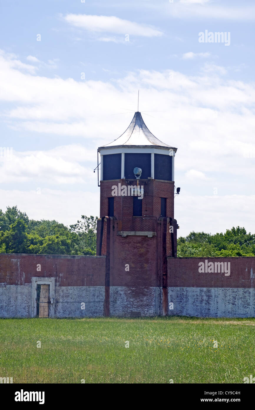 Guard tower at the former Washington DC Department of Corrections Lorton Max. Security Prison facility located in Lorton VA Stock Photo