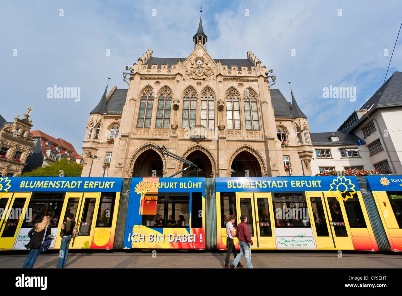 CITY RAILWAY, TOWN HALL, GUILDHALL, FISCHMARKT SQUARE, HISTORIC CENTRE, ERFURT, THURINGIA, GERMANY Stock Photo