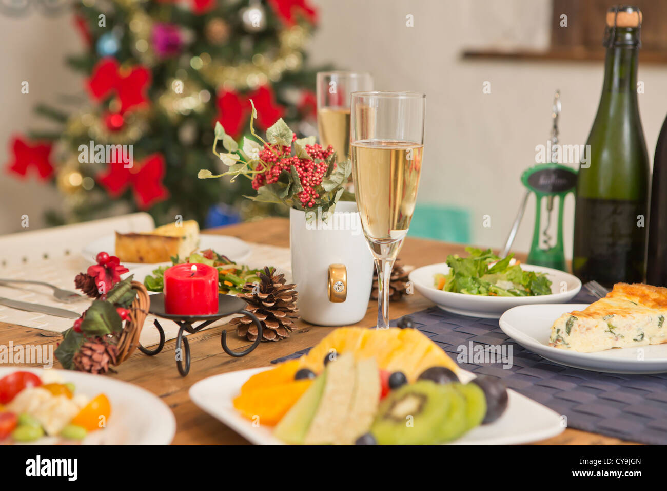 Table for Christmas Party Stock Photo - Alamy