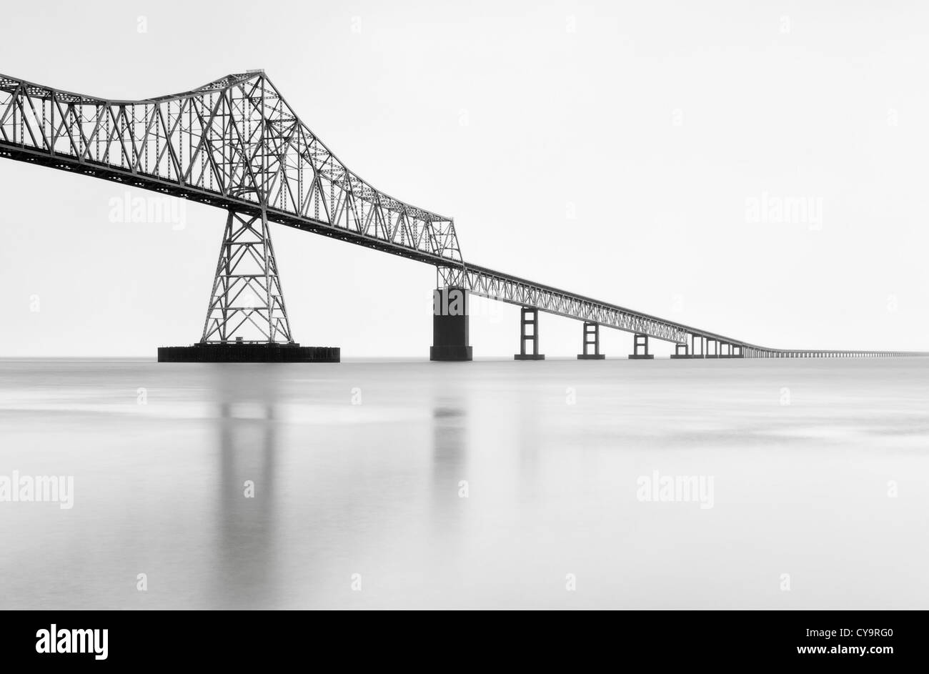 Astoria Bridge (4.1 mi / 6.5km long) spans the mouth of the Columbia River between Astoria, Oregon and Point Ellice near Megler, Washington 1962-1966. Stock Photo