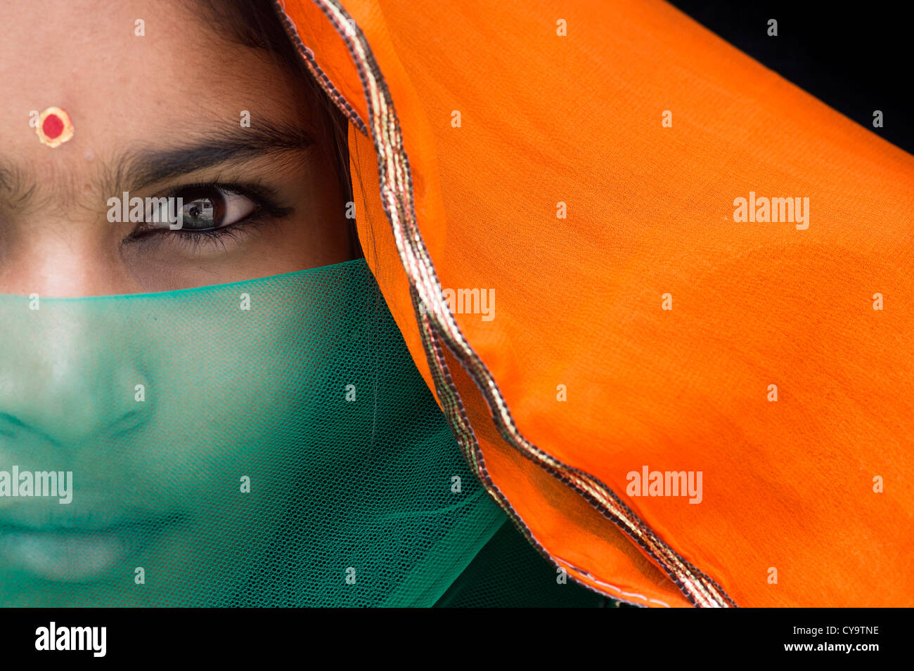 Teenager girl indian 15 hi-res stock photography and images - Alamy