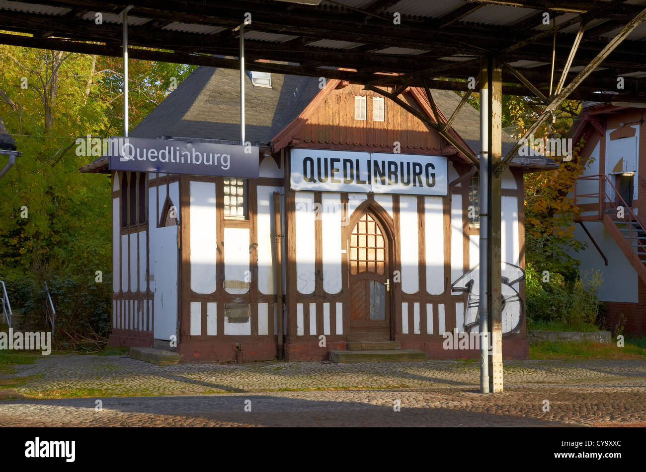 Quedlinburg Bahnhof (railway station) - mainline side. Ornate waiting shelter (disused). Stock Photo