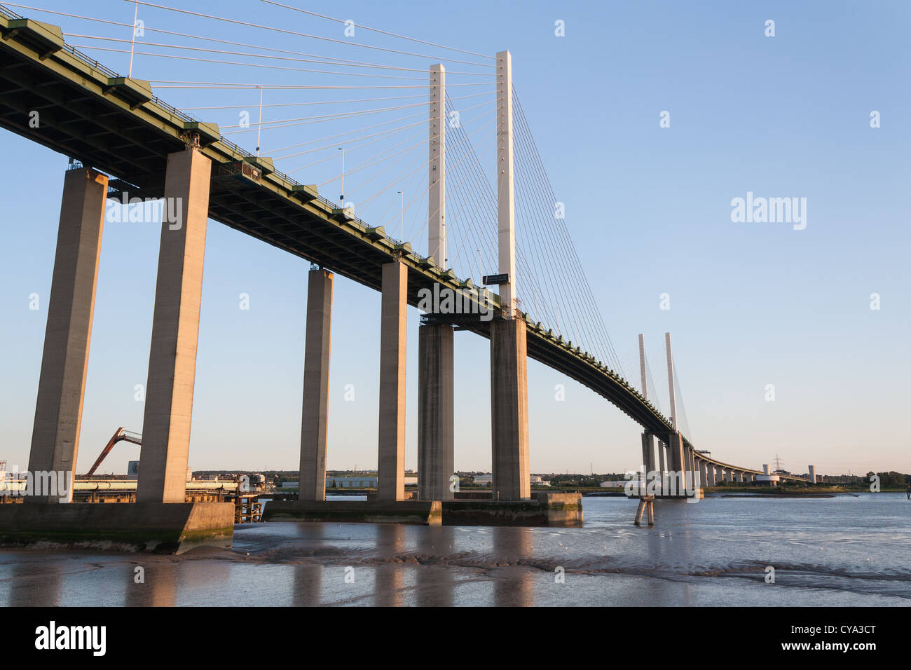 Qe2 suspension bridge dartford crossing hires stock photography and images Alamy
