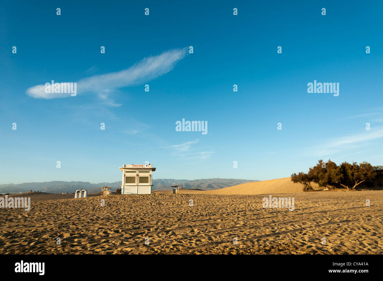 Food kiosk on the Beach at Maspalomas  Gran Canaria Canary Islands Spain Stock Photo