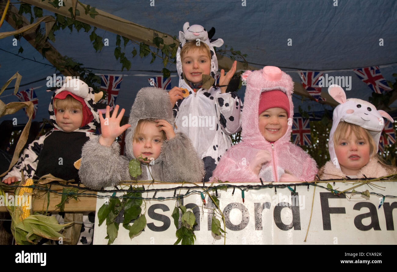 Carnival Float Uk High Resolution Stock Photography and Images Alamy