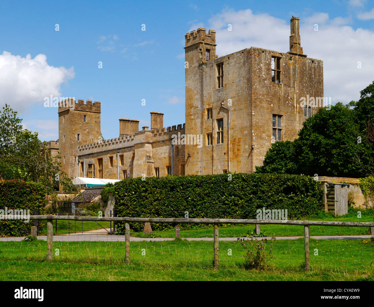 grounds of sudeley castle estate gloucestershire, england uk Stock Photo Alamy
