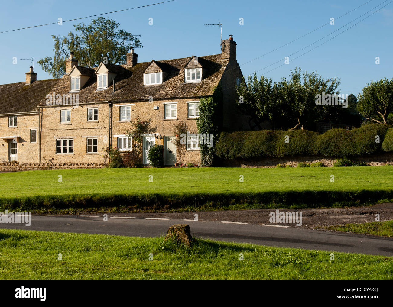 Broadwell cotswolds hires stock photography and images Alamy