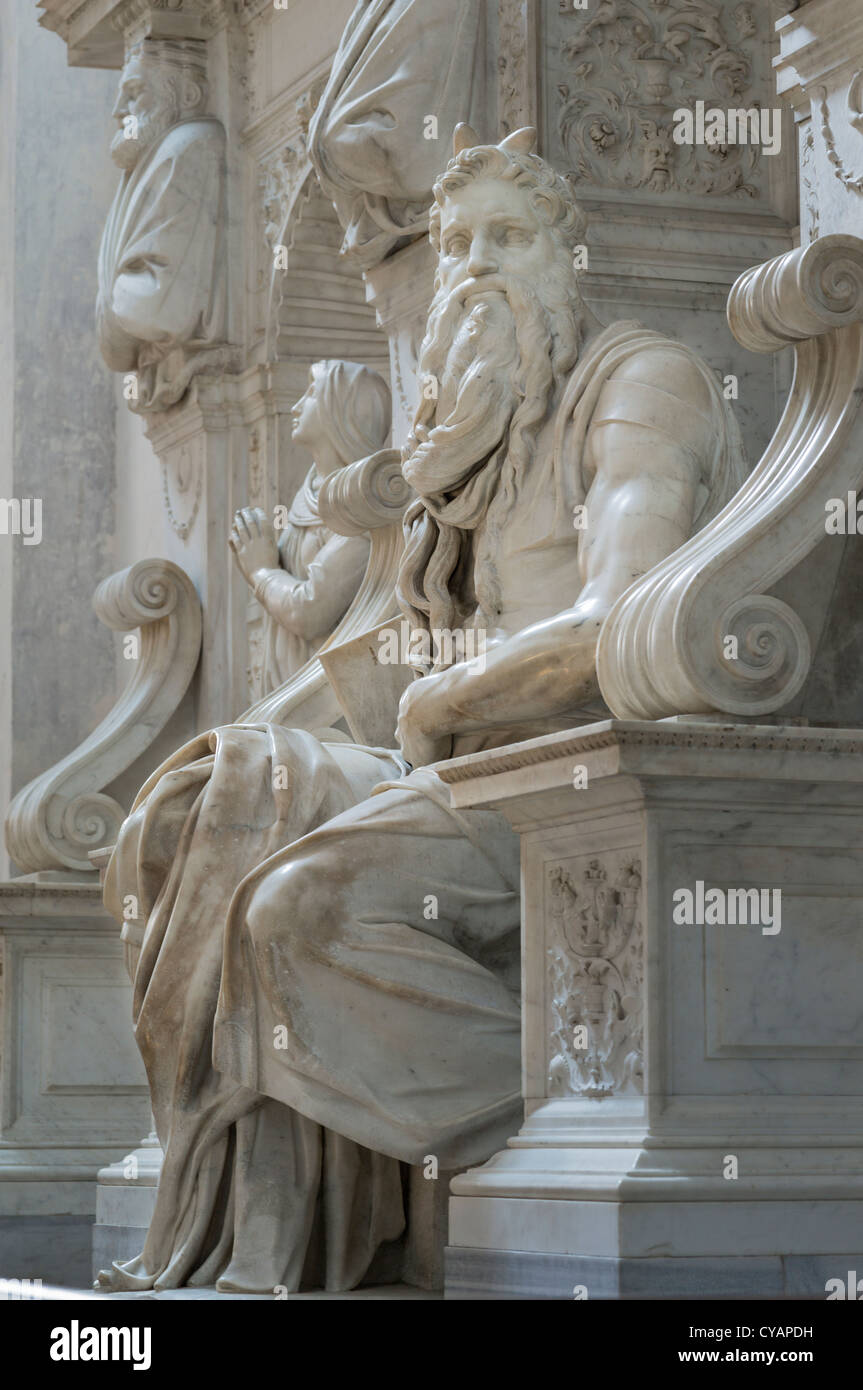 MOSES (ca. 1513-15), MICHELANGELO BUONARROTI (1475-1564), SAN PIETRO IN VINCOLI, ROME Stock Photo