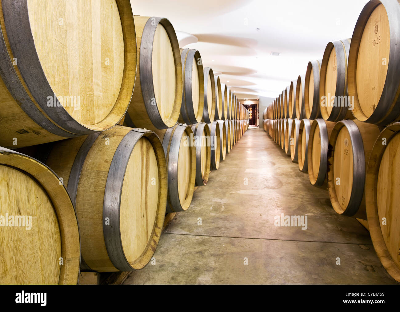 Barrels hi-res stock photography and images - Alamy