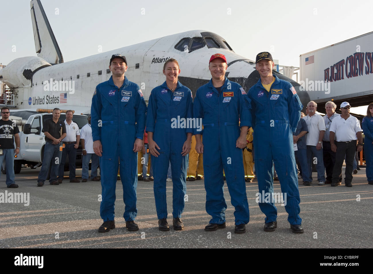 The STS-135 crew in front of Atlantis Stock Photo - Alamy