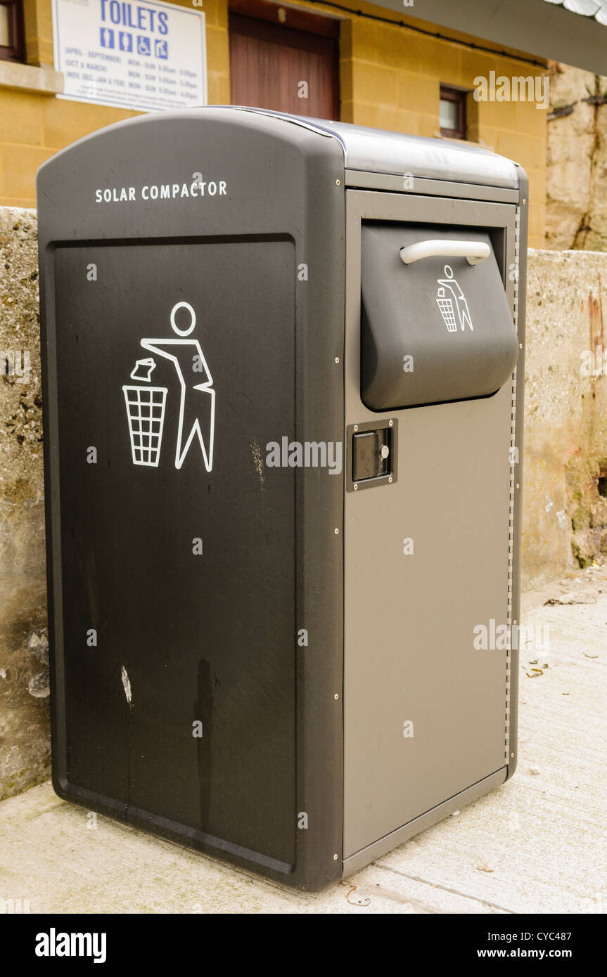 https://c8.alamy.com/comp/CYC487/solar-powered-waste-disposal-compactor-in-a-public-park-CYC487.jpg