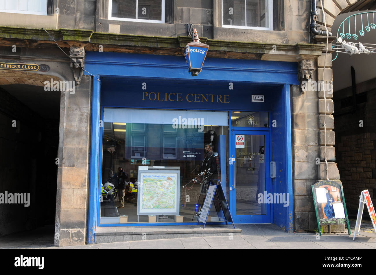 a Police Centre in the picturesque High street, Scotland Stock Photo