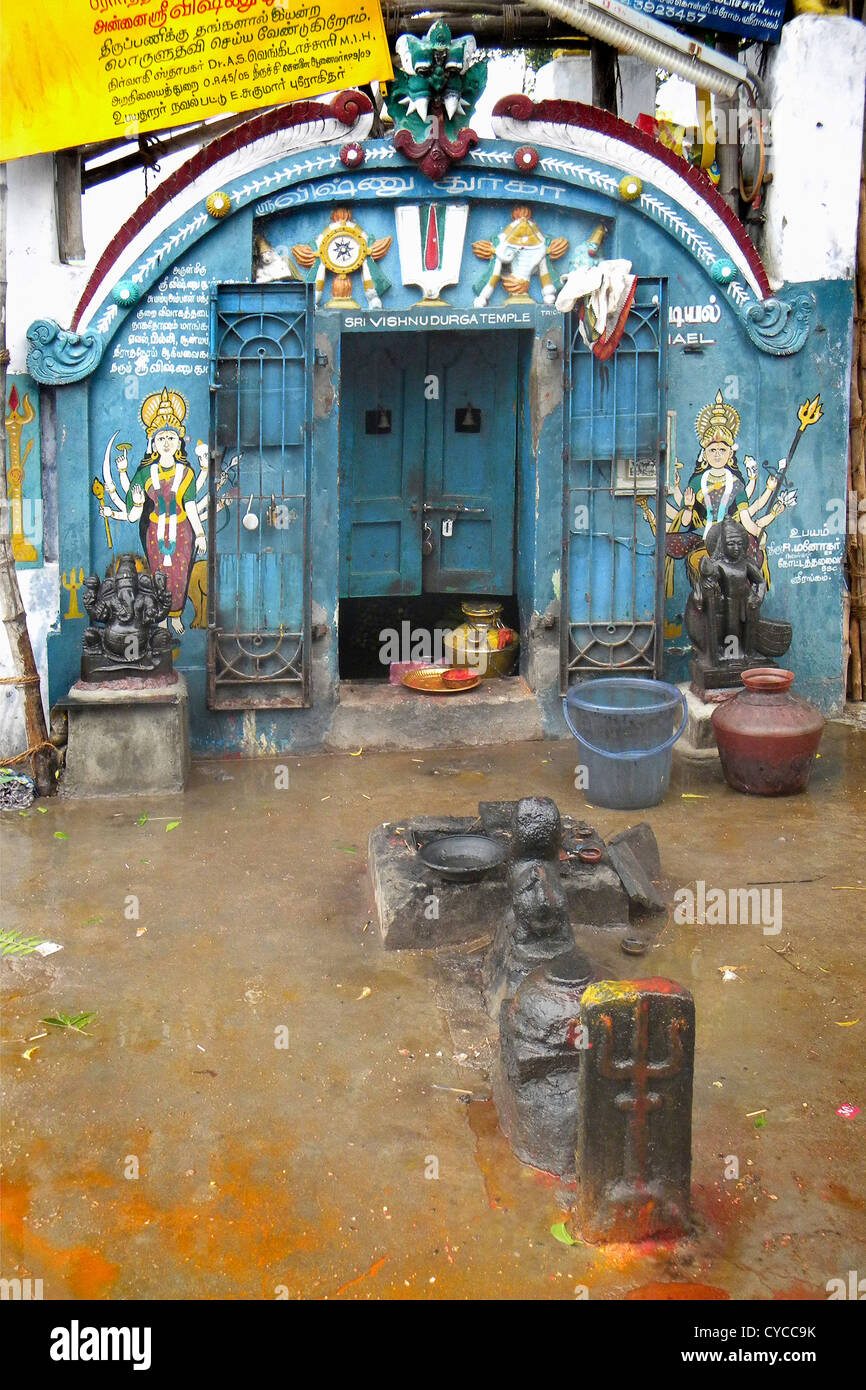 India, Tamil Nadu, Trichy, Srirangam temple, daily life and ritual on