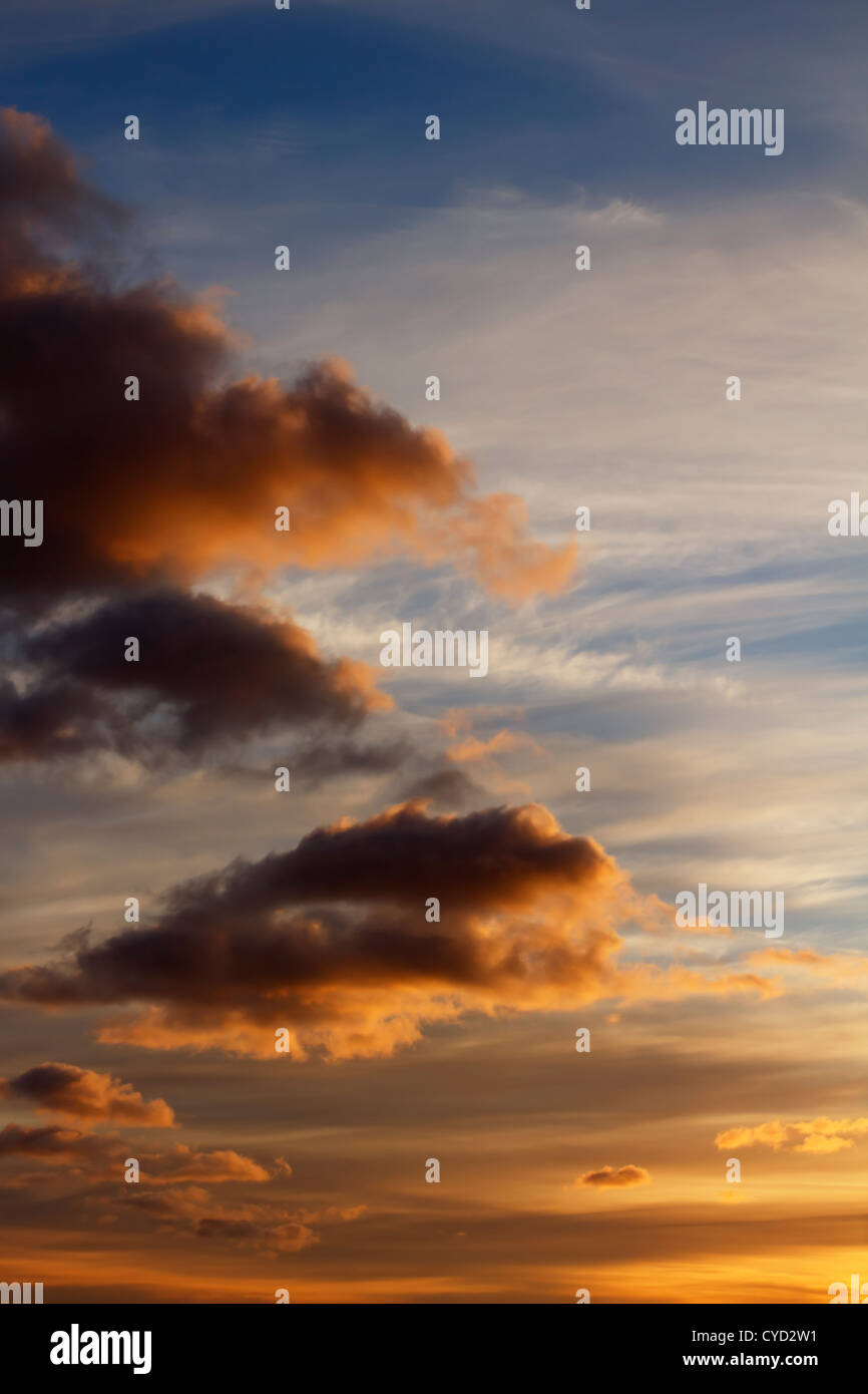 Sunset skies clouds hi-res stock photography and images - Alamy