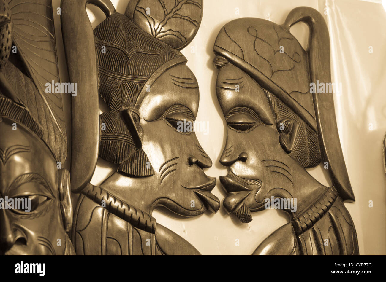 African Wooden Art Statues High Resolution Stock Photography and Images ...