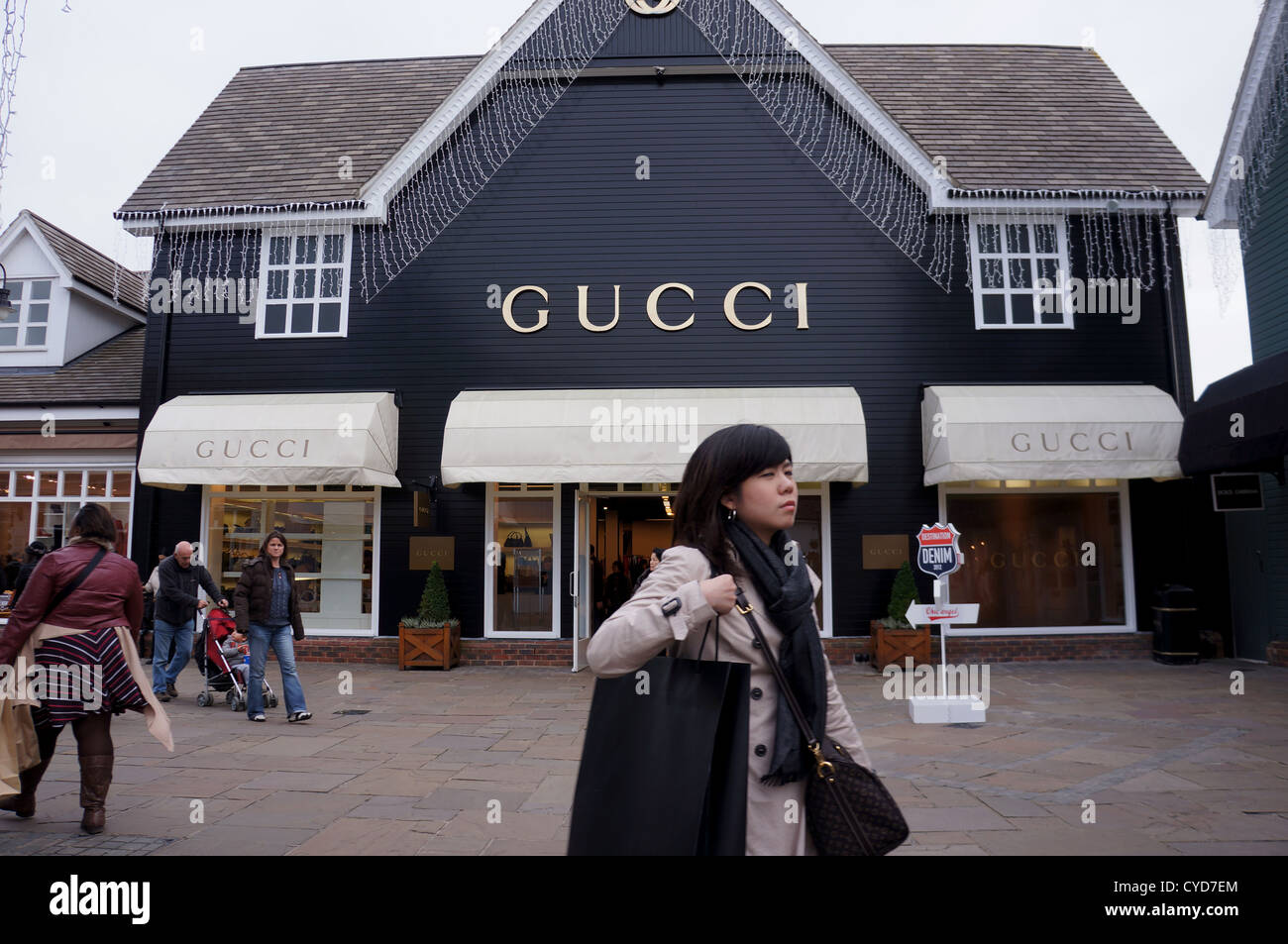 gucci outlet bicester