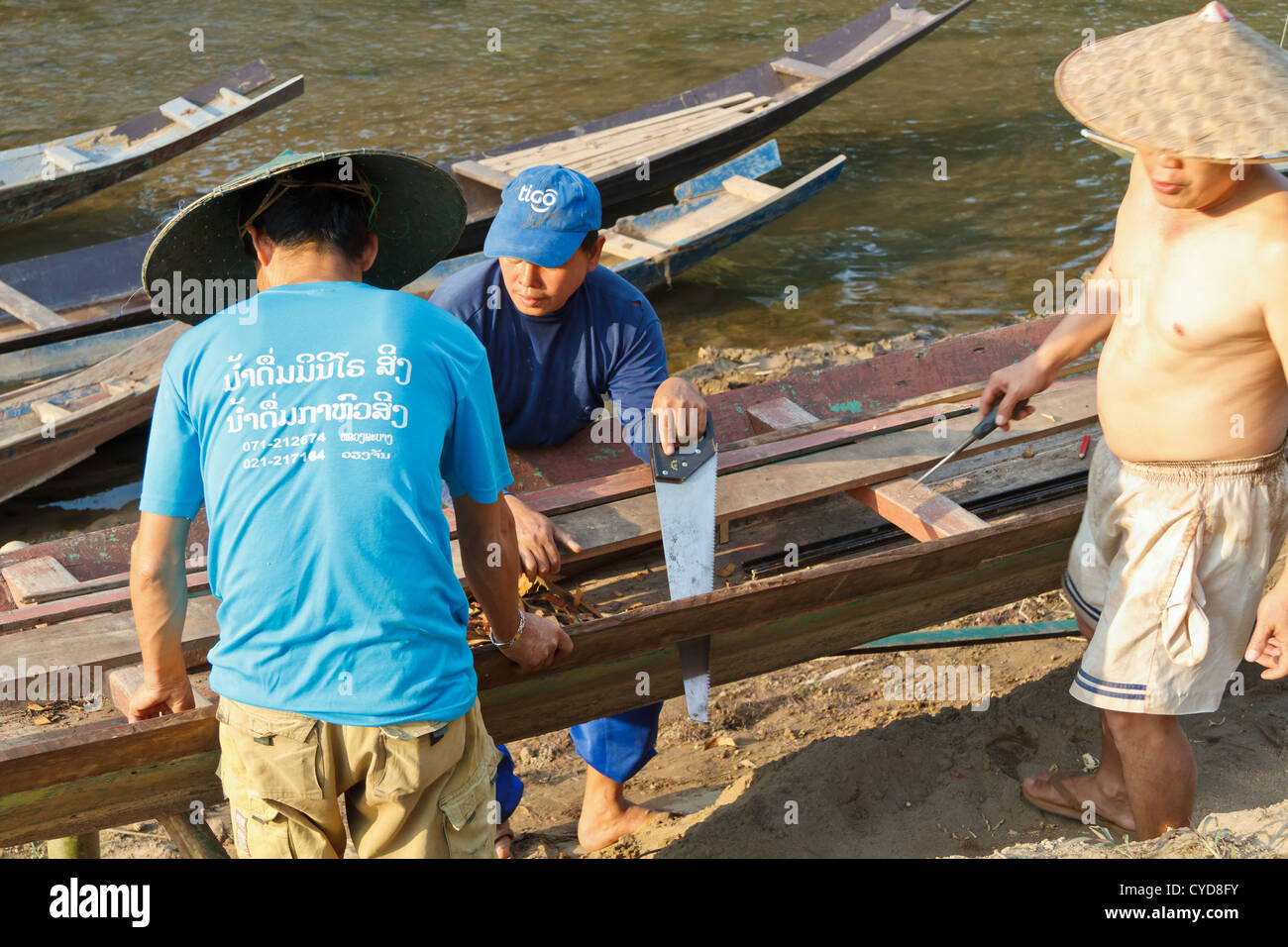 Asian boat builder hi-res stock photography and images - Alamy