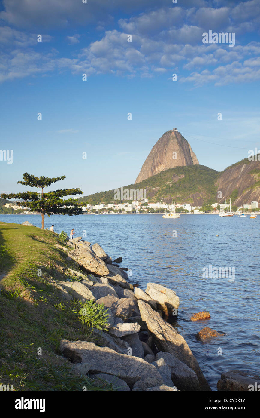 Rio de janeiro brazil boat hi-res stock photography and images - Page 4 -  Alamy