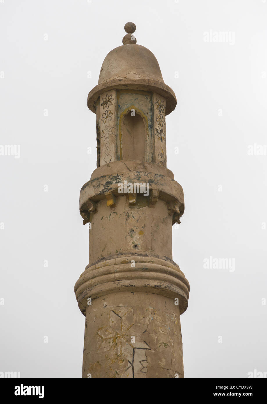 Minaret Of Imam Asim Mosque In The Taklamakan Desert, Xinjiang Uyghur Autonomous Region, China Stock Photo